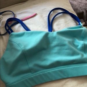 Sports bra
